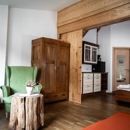 Alte Kass Hotel & Kaffeehaus Neidlingen المظهر الخارجي الصورة