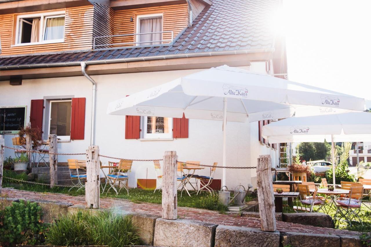 Alte Kass Hotel & Kaffeehaus Neidlingen المظهر الخارجي الصورة