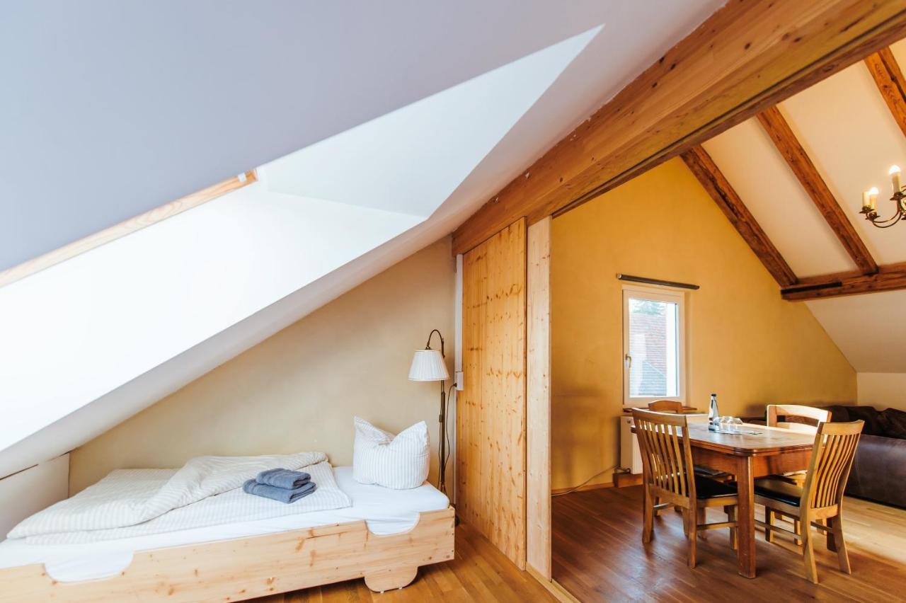 Alte Kass Hotel & Kaffeehaus Neidlingen المظهر الخارجي الصورة