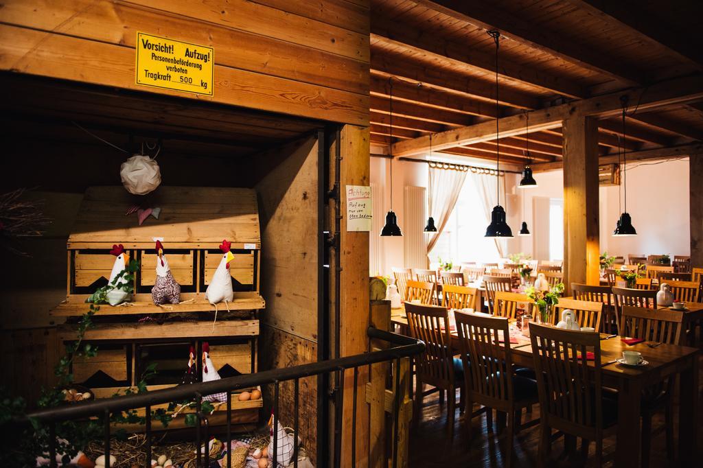 Alte Kass Hotel & Kaffeehaus Neidlingen المظهر الخارجي الصورة