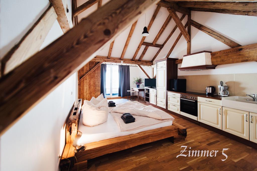 Alte Kass Hotel & Kaffeehaus Neidlingen المظهر الخارجي الصورة